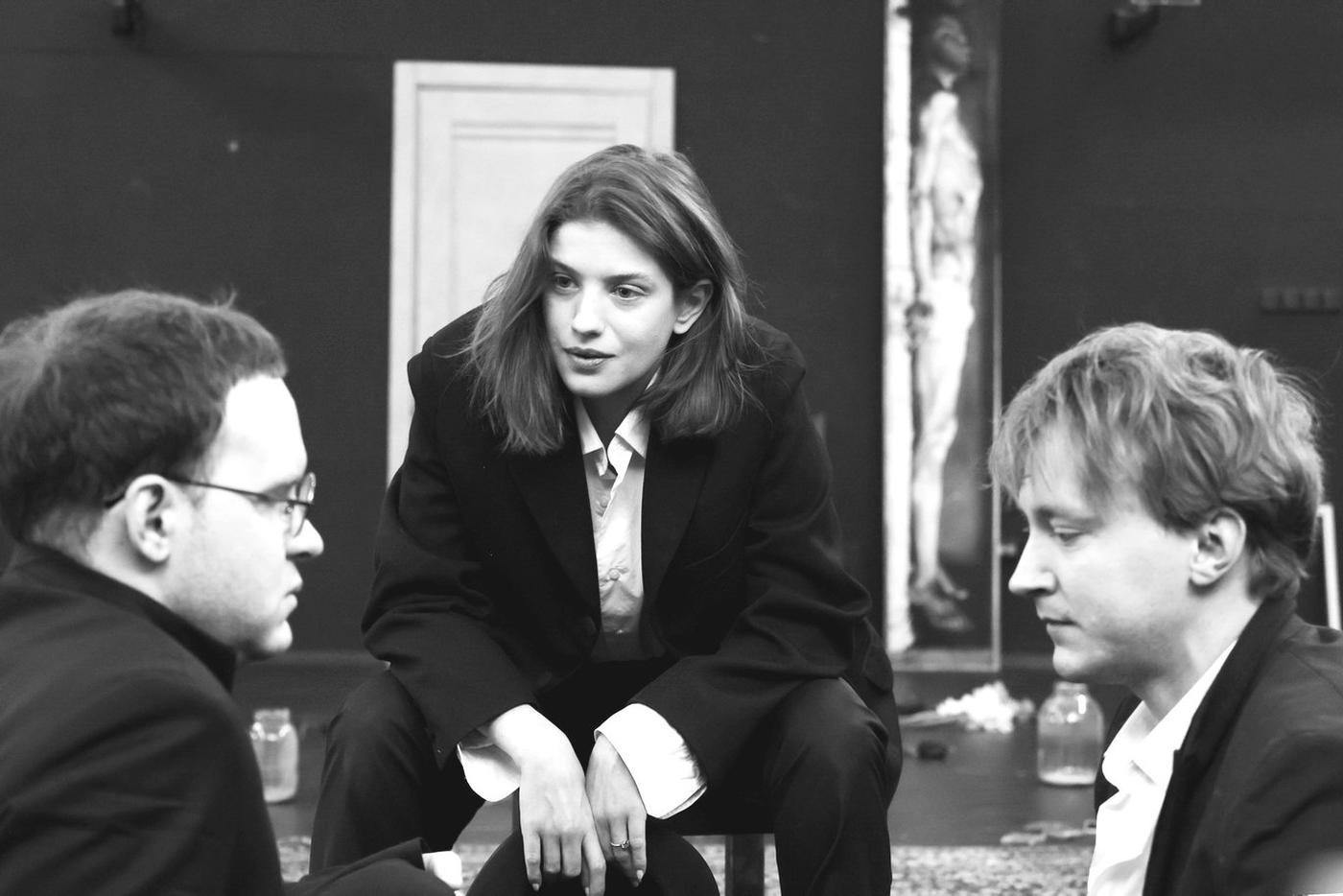 Репетиция спектакля "Идиоты".