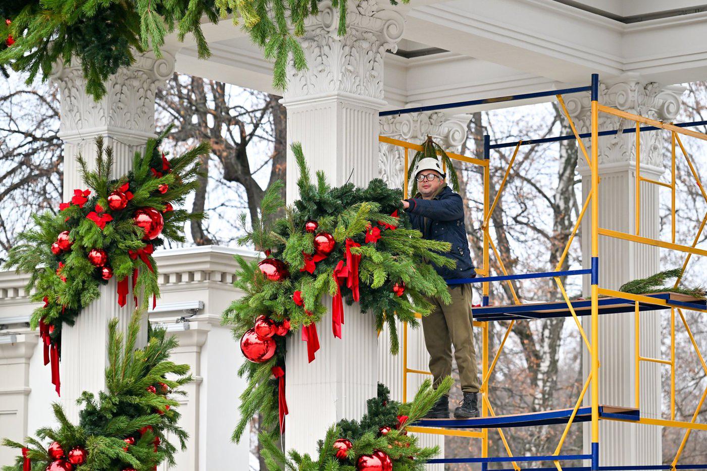 Собянин: Завершается второй этап комплексного благоустройства парка "Сокольники"