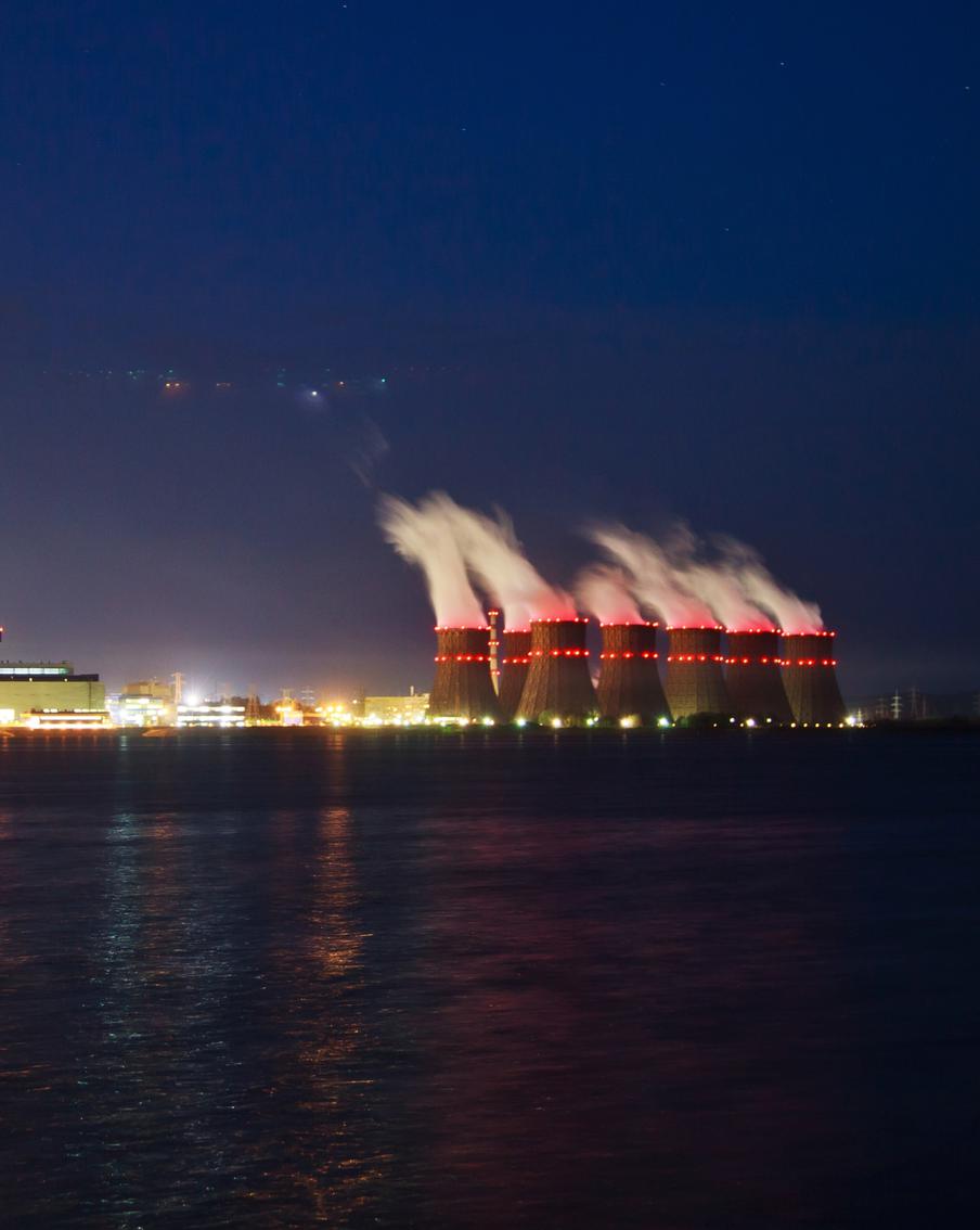 ВСУ попытались атаковать АЭС, ЕС готовит новые санкции: хроника очередных событий украинского кризиса