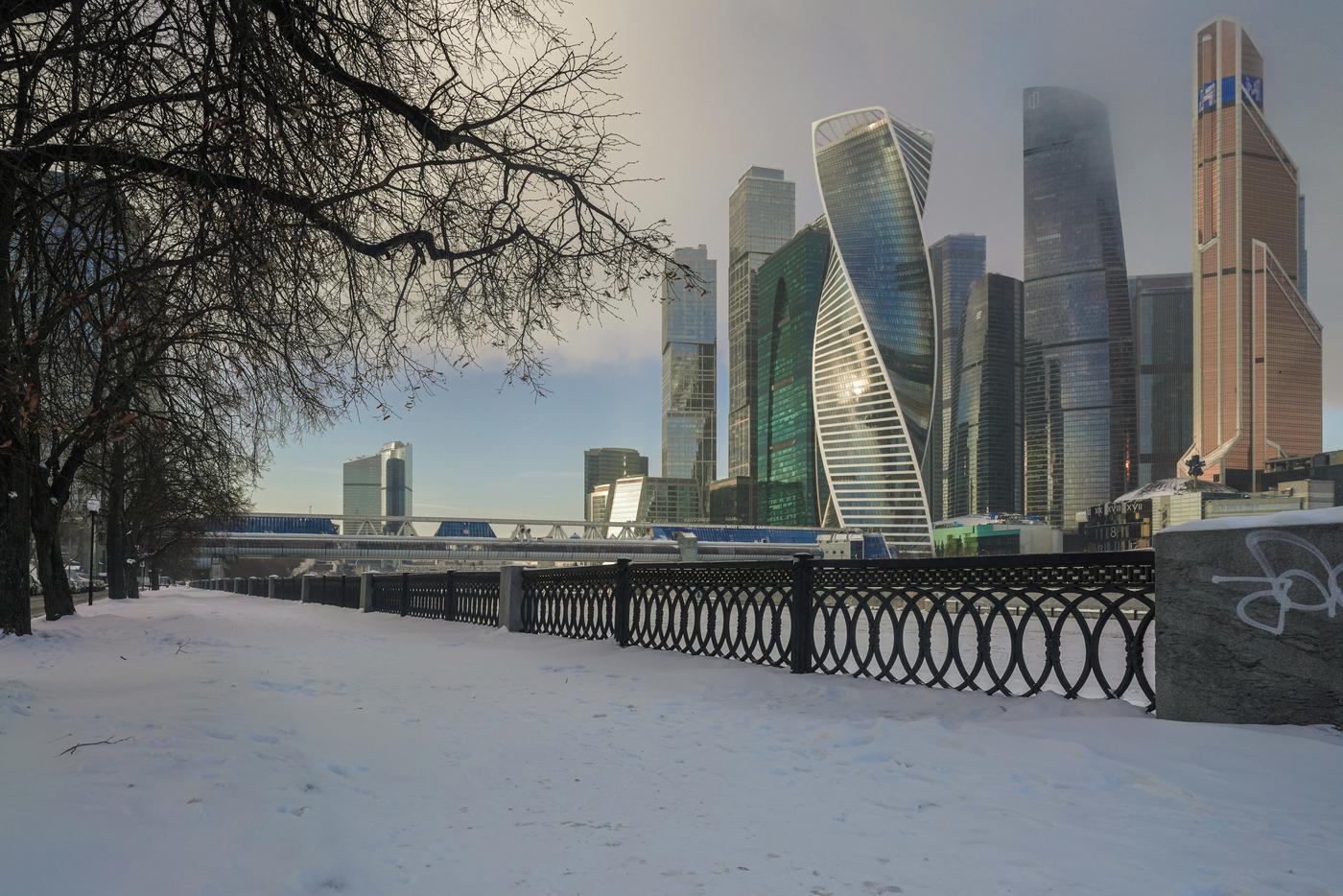 Синоптик: в ночь на 15 ноября на улицах Москвы выпал первый снег