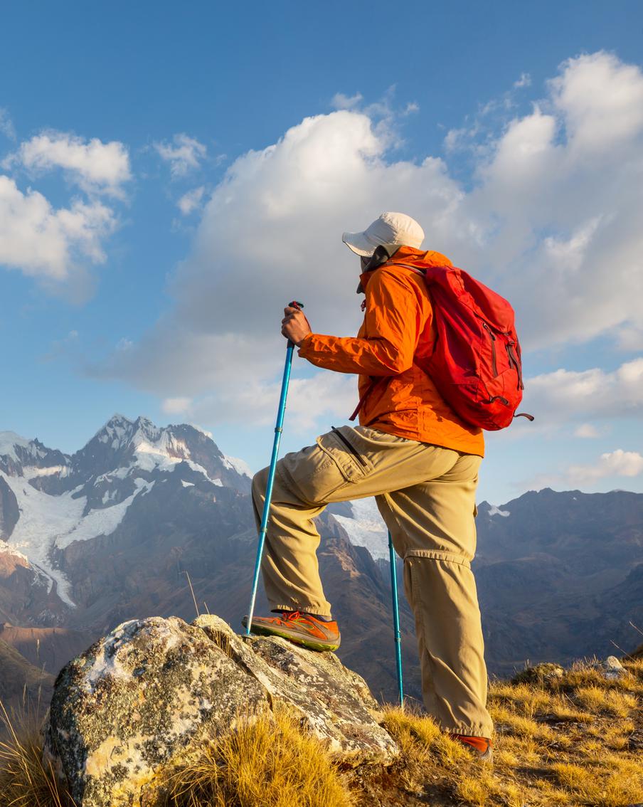 Житель Саратова застрял без денег в Перу во время кругосветного путешествия. Планировавший совершить кругосветное путешествие саратовец застрял на территории Перу. Это произошло из-за резко закончившегося у россиянина финансирования и отсутствия у него накоплений