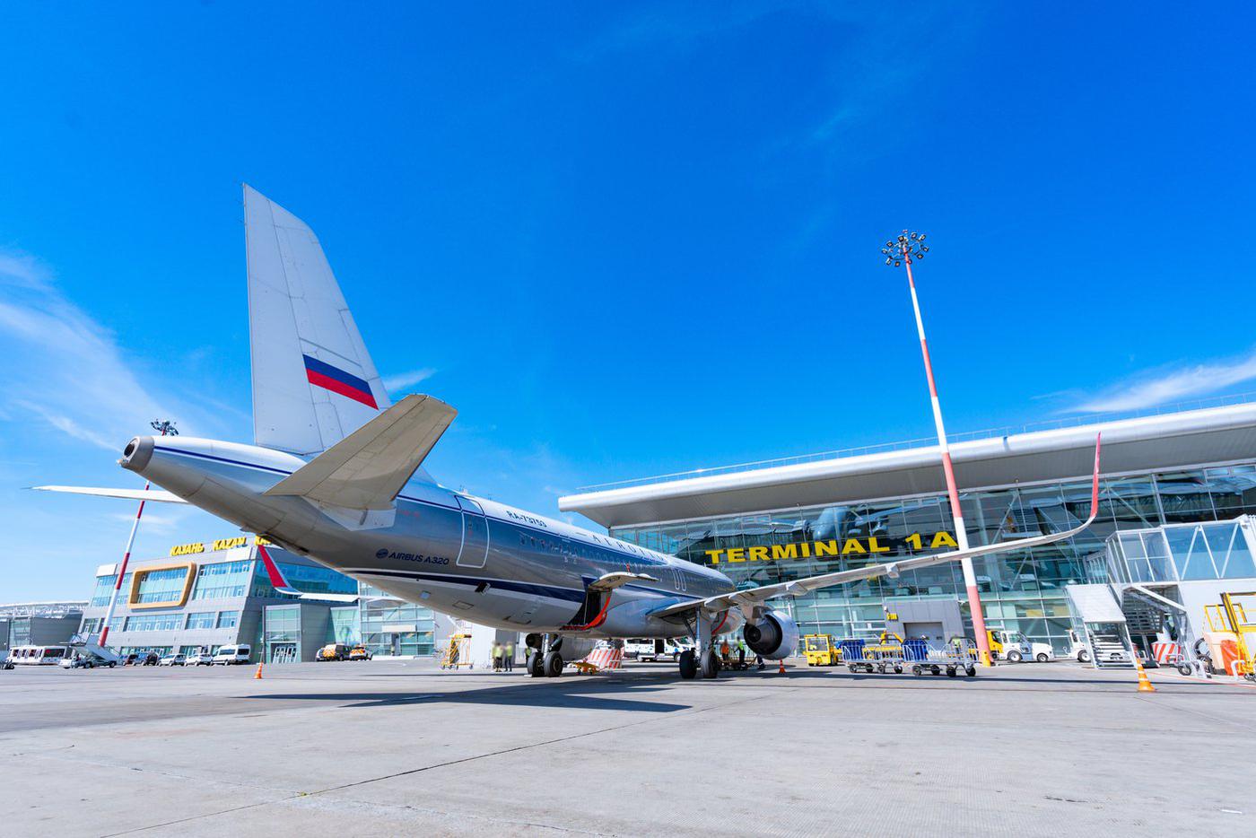 Из-за налёта украинских дронов на Татарстан в аэропортах республики массово задерживаются рейсы