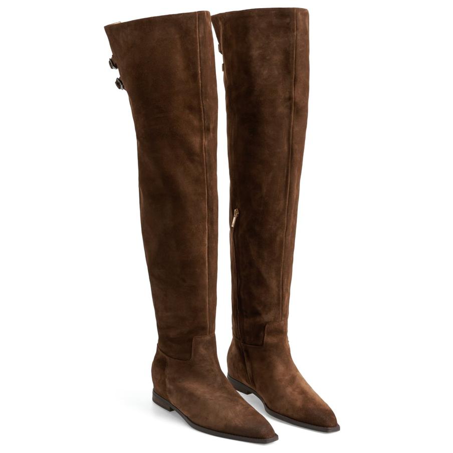 Ботфорты из натуральной замши Love Republic (29 999 ₽)