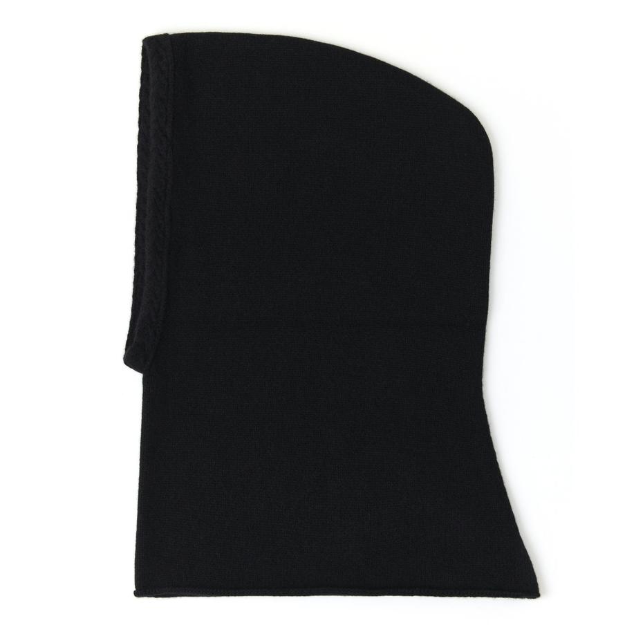 Капор из шерсти мериноса Calista (4990 ₽)