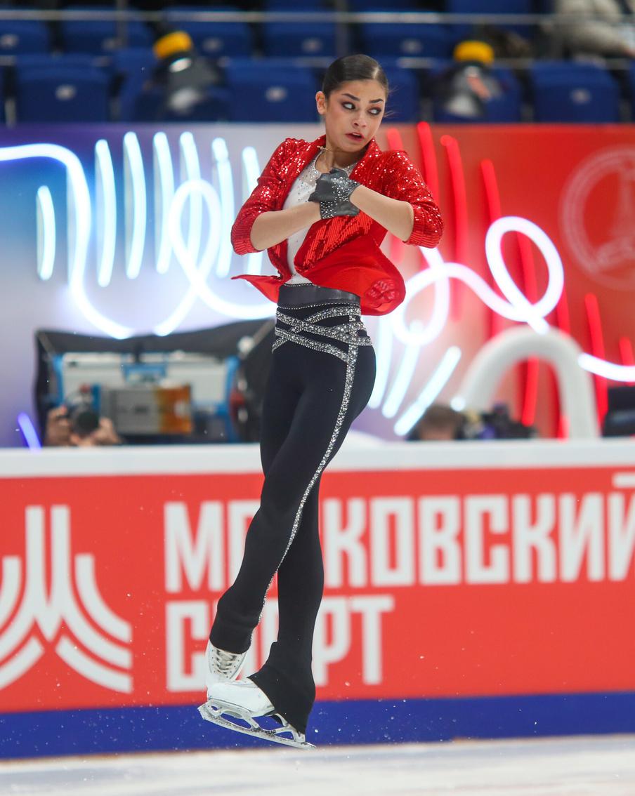 Фигуристка Аделия Петросян победила на четвёртом этапе Гран-при России в Москве. Российская фигуристка Аделия Петросян одержала новую победу, доказав, что в стране она по-прежнему номер один в женском одиночном катании