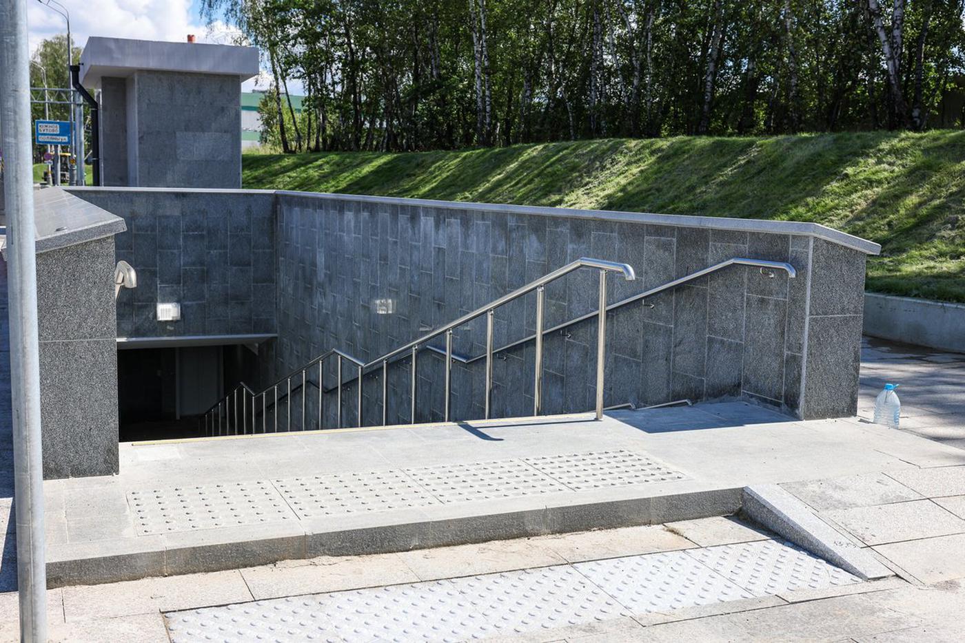 Василий Десятков: завершается строительство пешеходного перехода под путями МЦД-1 и Дмитровским шоссе