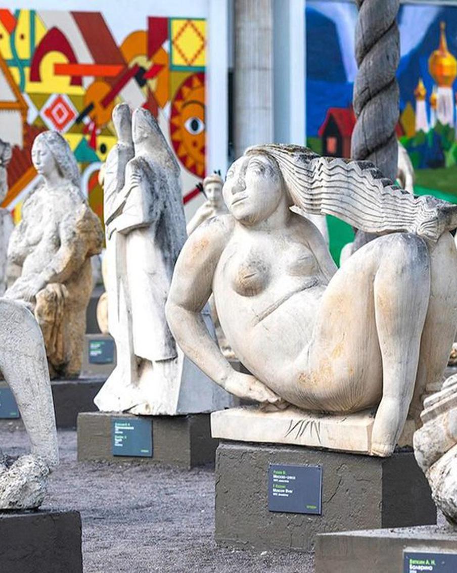 Более 80 скульптур из "Музеона" отправят на обследование и реставрацию