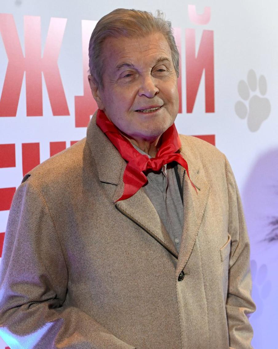 "Бегать уже тяжело": 83-летний Лев Лещенко рассказал Metro о своём состоянии