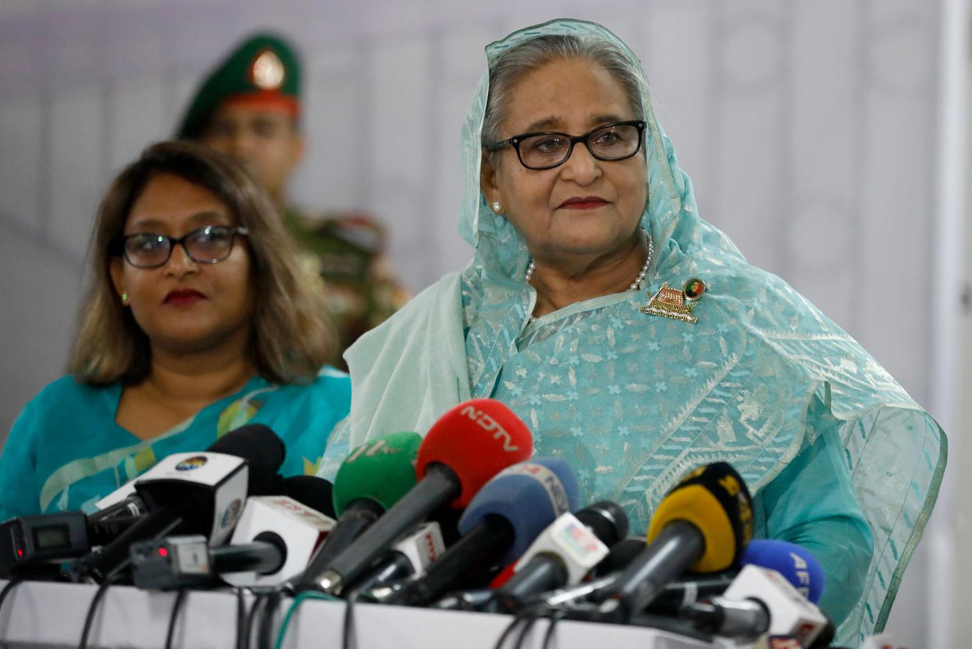 Почему Индия не выдаёт бывшего премьера Бангладеш после смертного приговора