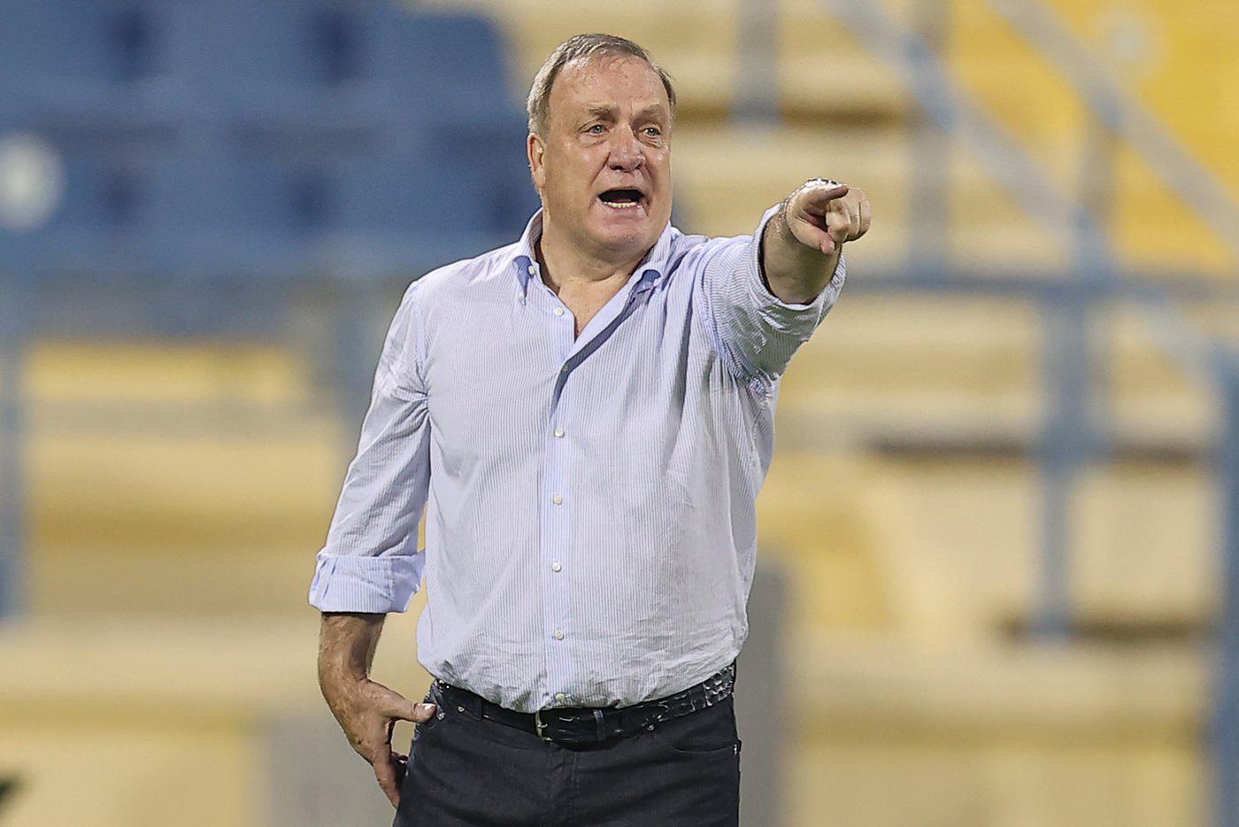 Адвокат карлика. Бывший тренер "Зенита" вытащил Кюрасао на мундиаль