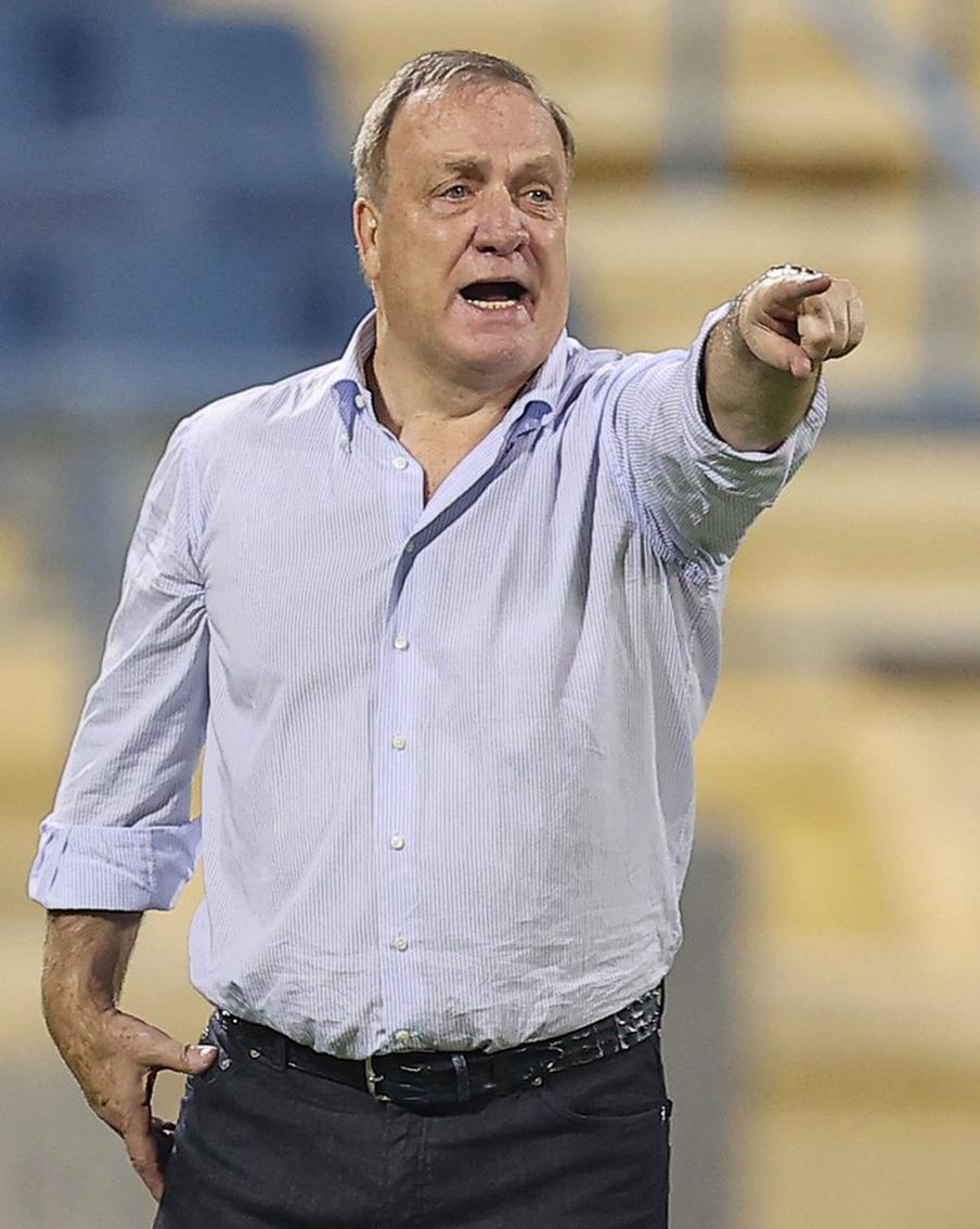 Адвокат карлика. Бывший тренер "Зенита" вытащил Кюрасао на мундиаль