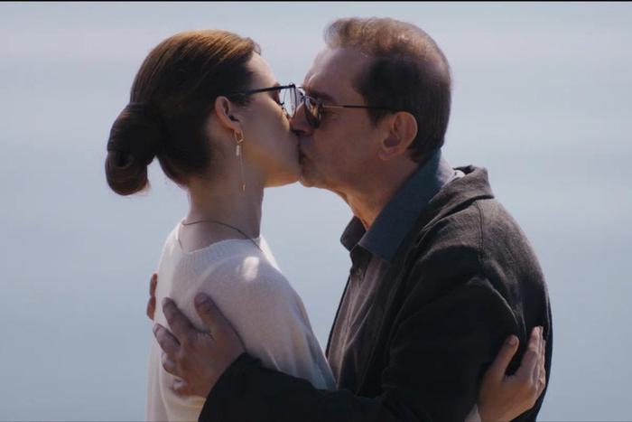 Если мужчине нравится женщина, он за ней вернётся даже с того света