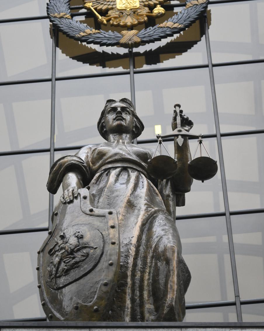 Дело выжившего в Охотском море Пичугина передано в Верховный суд России