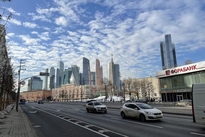 В Москве ожидаются осадки и кратковременное ноябрьское потепление