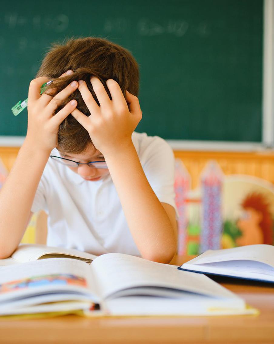 К середине учебного года многие дети еле держат эмоции под контролем. Помочь им могут дыхательные техники и пение