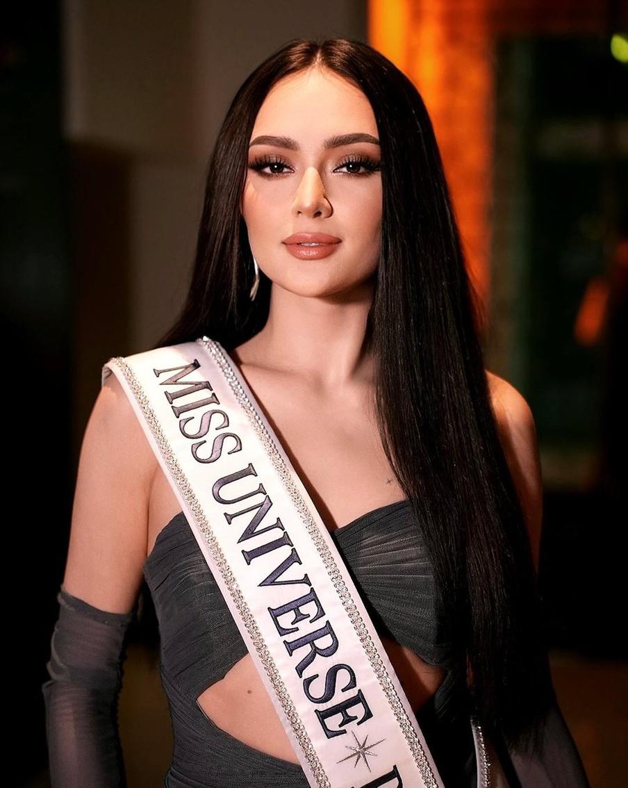 Ахтиса Манало (Филиппины).