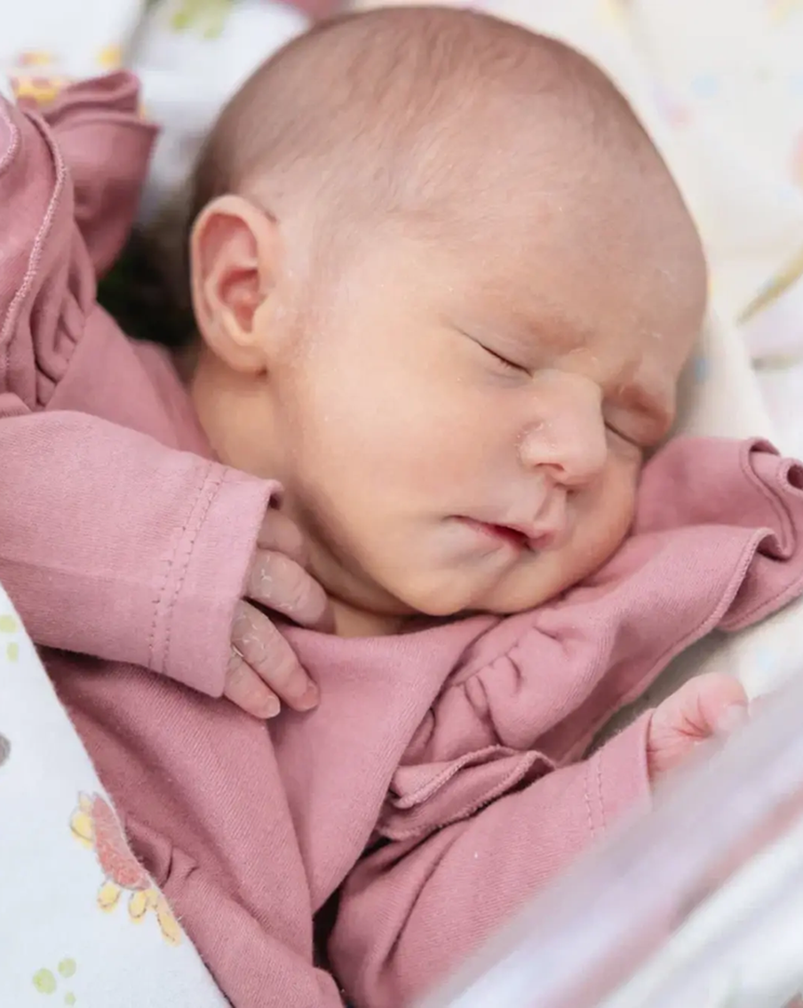 Шесть на шесть: многодетная мама пошла на сильный риск, чтобы родить