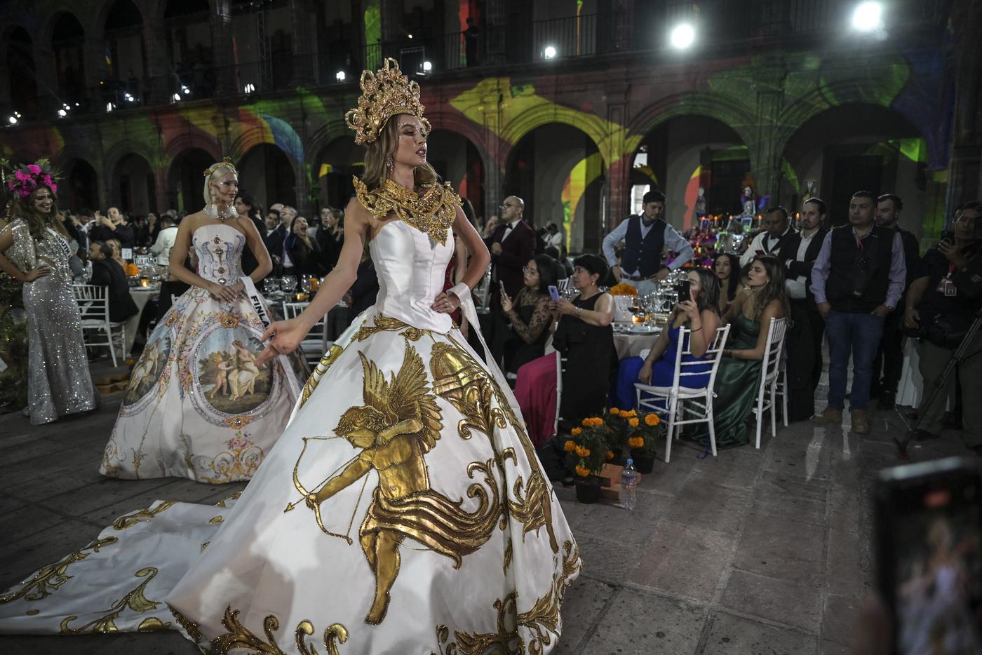 Сербка Александра Рутович в Мексике