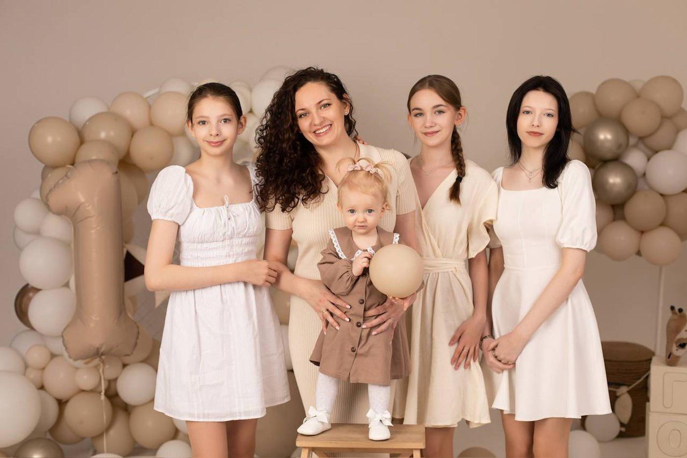 Мама четверых детей одна из первых откликнулась на инициативу встречать женщин из роддома.