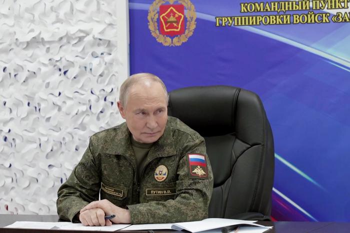 Путин получил доклад об освобождении Купянска и ситуации на фронте