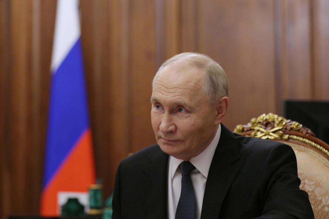 Путин готов к миру на Украине, Киев скоро потеряет Донбасс: хроника очередных событий украинского кризиса