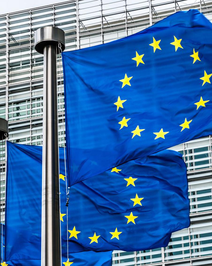 Европейские власти раскритиковали США за план использования российских активов. В Евросоюзе резко отреагировали на представленный президентом США Дональдом Трампом план использования замороженных российских активов. Его предлагалось направить на восстановление Украины