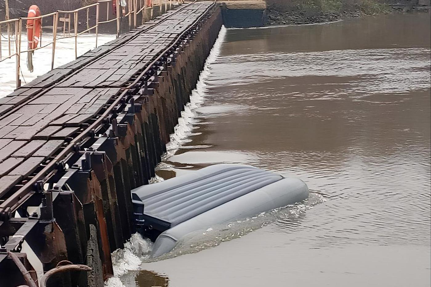 В Подмосковье рыбачившая пара оказалась в холодной воде, один человек погиб