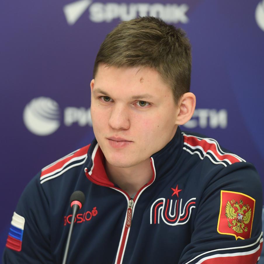 По делу о мошенничестве задержан трёхкратный чемпион мира по санному спорту. Два спортсмена-саночника, Роман Репилов и Александра Перетягина, задержаны в Красноярске в рамках расследования дела о мошенничестве. Им вменяют растрату около 11 миллионов рублей на закупках саней