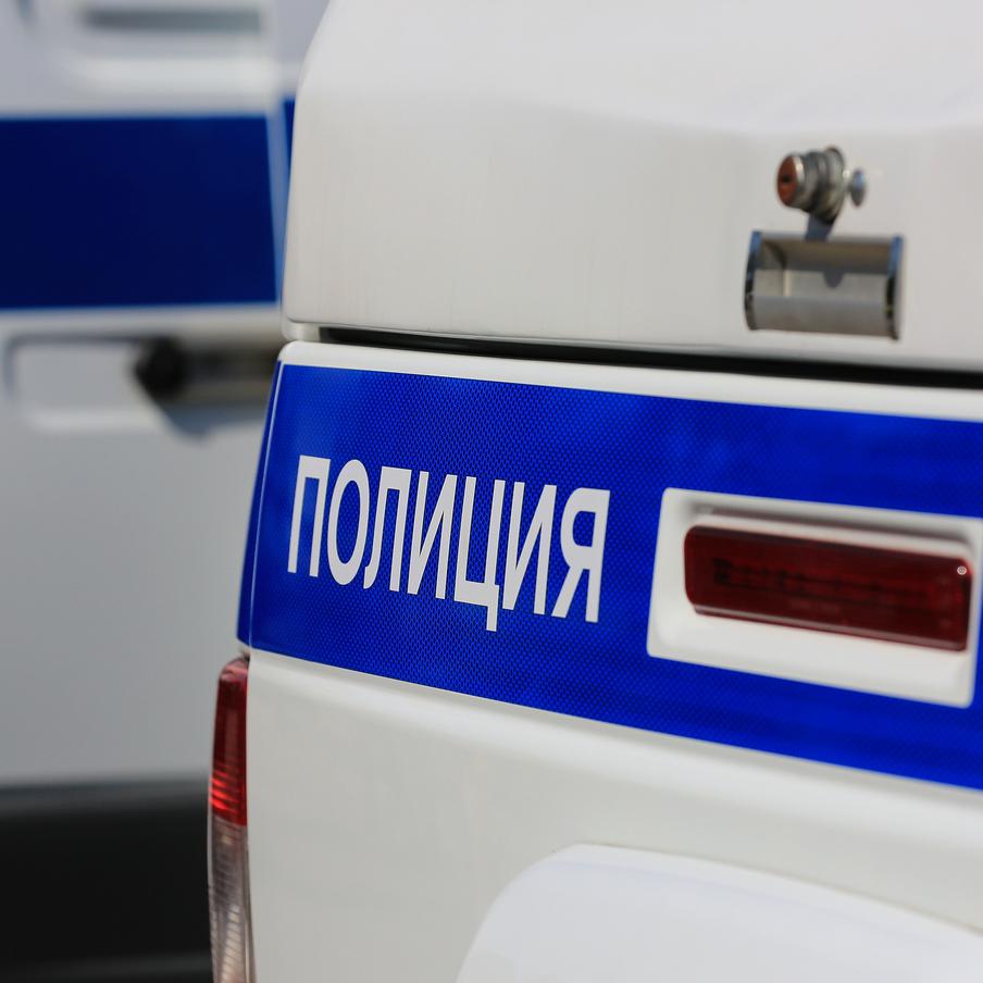 На парковке на юге Москвы обнаружили напоминающий мину-лепесток предмет. Подозрительный предмет был обнаружен на расположенной на улице Адмирала Ушакова автостоянке. Отмечается, что по форме он напоминает используемую в зоне боевых действий мину-лепесток