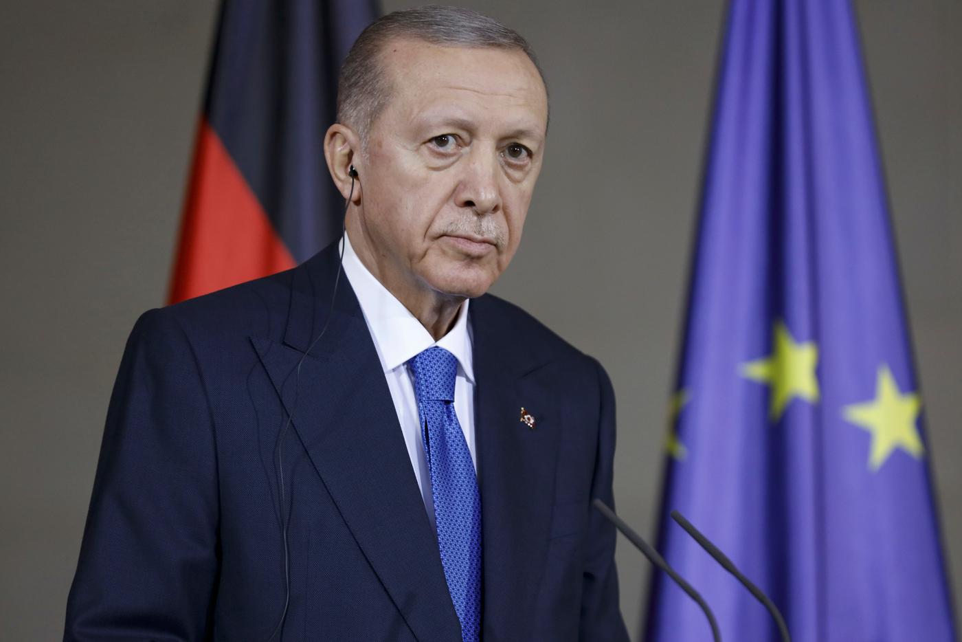 Власти Турции планируют договориться с Россией о возобновлении зерновой сделки