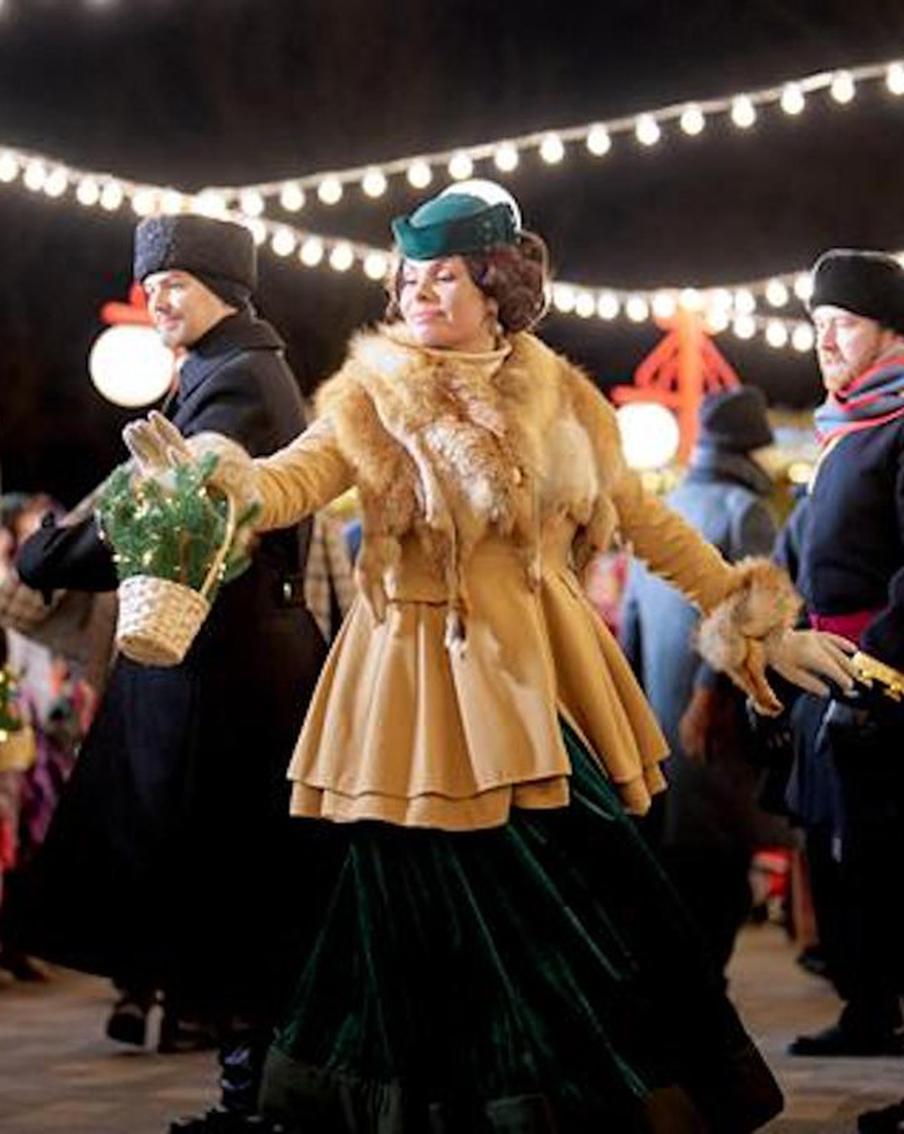 Дарим подарки, встаём на коньки и рукодельничаем: объявлена программа фестиваля "Зима в Москве"