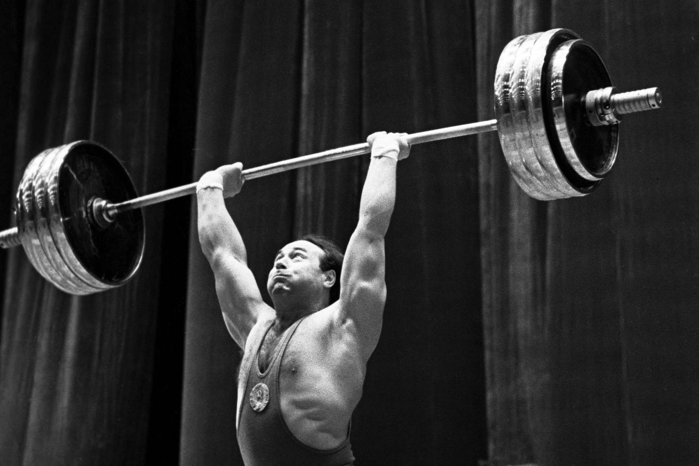 Будущий олимпийский чемпион Воробьёв попал в штрафбат и обезвредил супербомбу