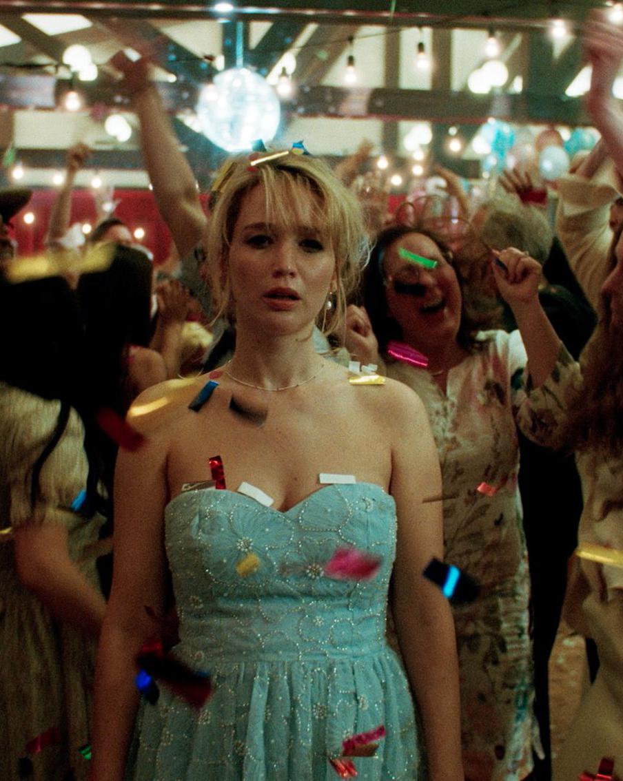 Дженнифер Лоуренс страдает от послеродовой депрессии: кто ещё может пострадать от фильма "Умри, моя любовь"