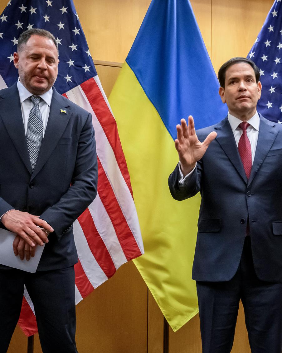 Получится ли заключить мир на Украине благодаря планам США или Евросоюза