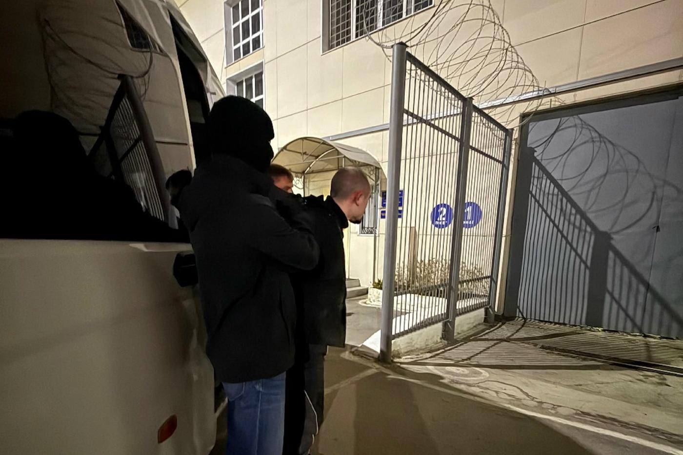 За побег в Екатеринбурге с двух заключённых хотят взыскать несколько миллионов рублей