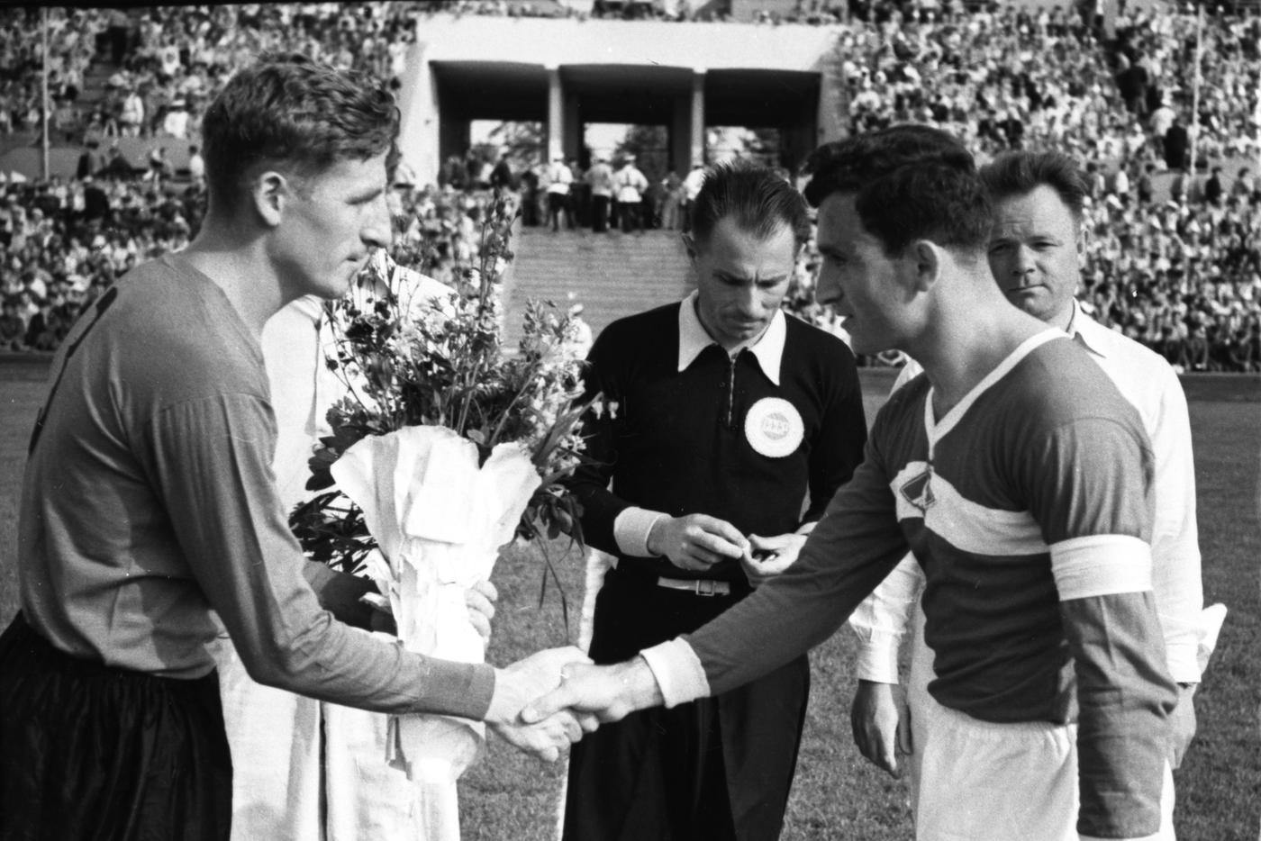 Умер Никита Симонян: ради "Спартака" отказал Сталину, возглавлял РФС