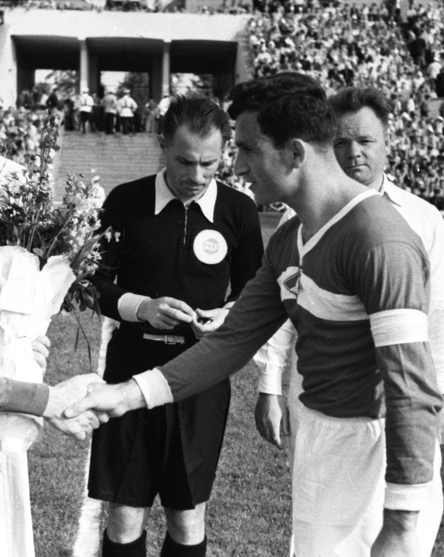 Умер Никита Симонян: ради "Спартака" отказал Сталину, сделал "Арарат" чемпионом, возглавлял РФС