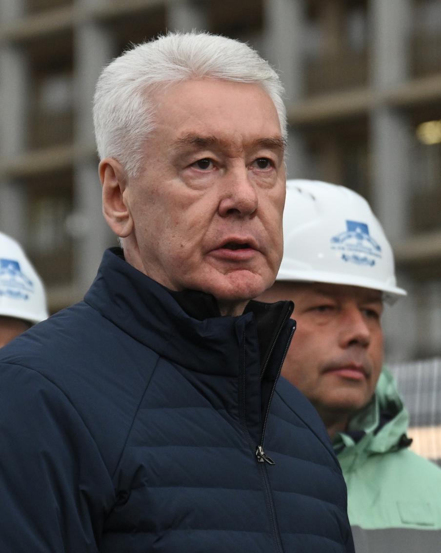 Сергей Собянин: Реставрация Швейцарского домика в усадьбе Кусково завершена. Недавно завершилась масштабная реставрация Швейцарского домика в усадьбе Кусково, в ходе которой были проведены работы по восстановлению исторического памятника. В своём блоге мэр Москвы Сергей Собянин сообщил о завершении реставрации и подчеркнул, как важно сохранить этот уникальный архитектурный ансамбль для будущих поколений жителей столицы