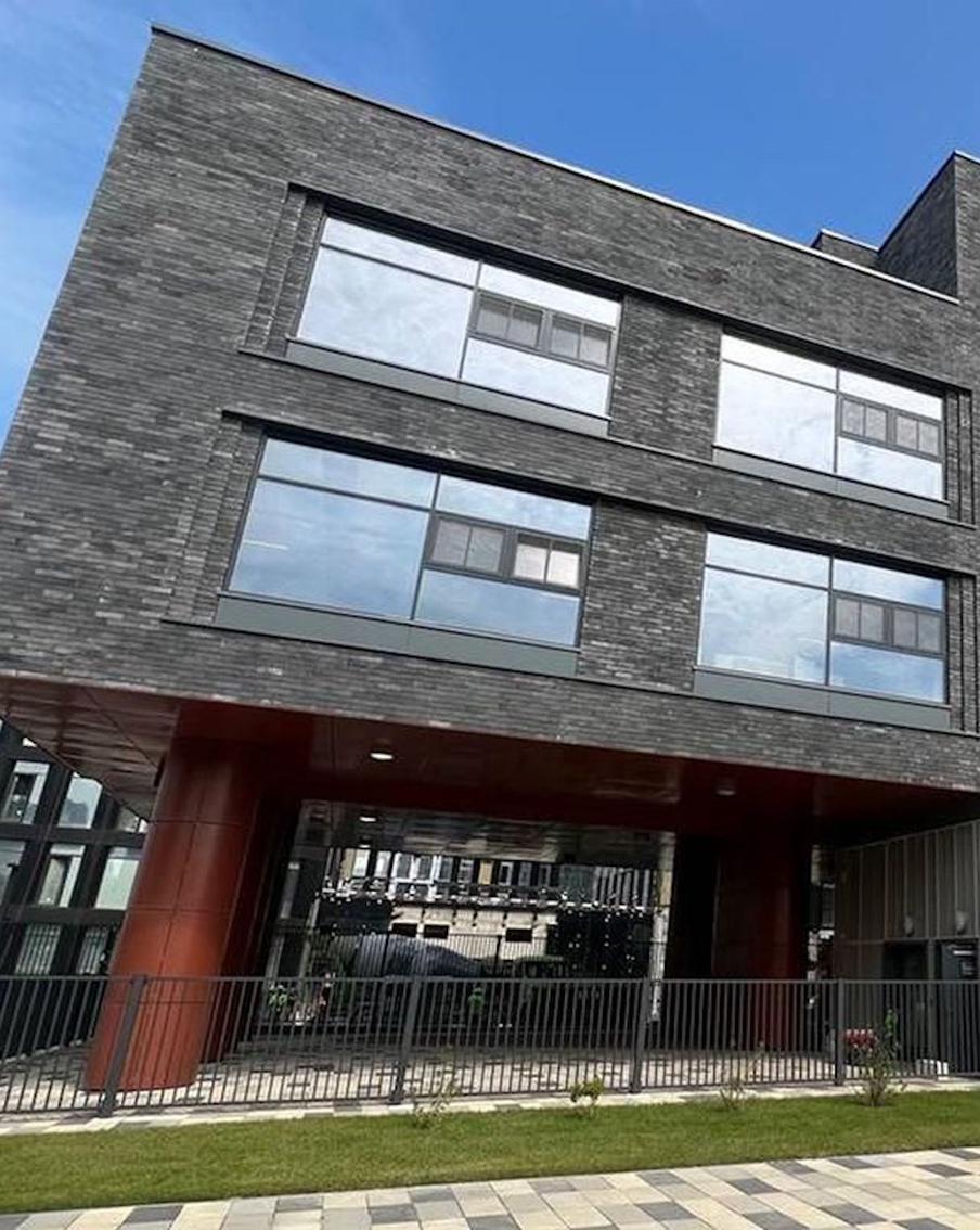 Новая школа и детский сад открыты в районе Раменки