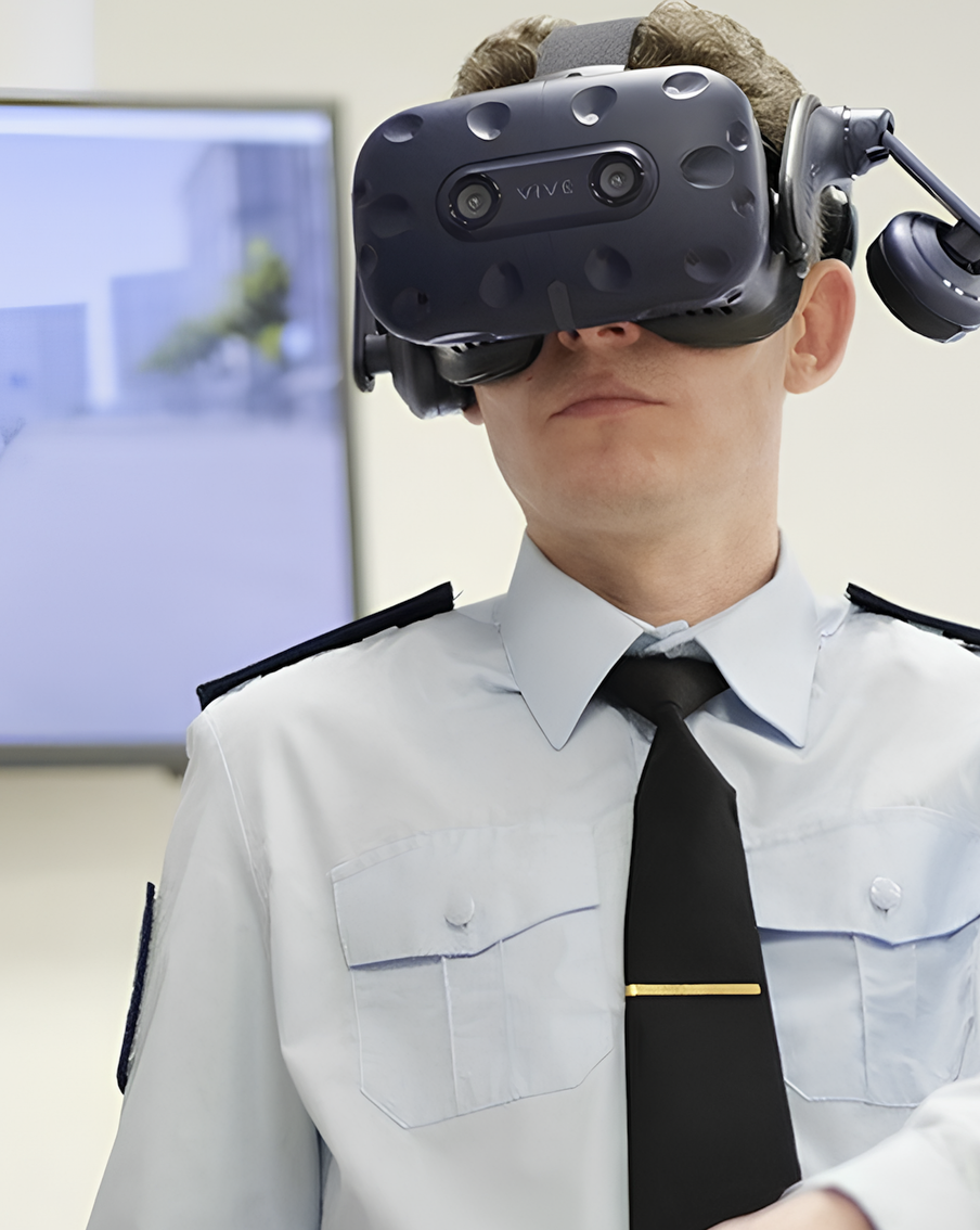 Инспекторы МАДИ отрабатывают специальные навыки на тренажерах виртуальной реальности