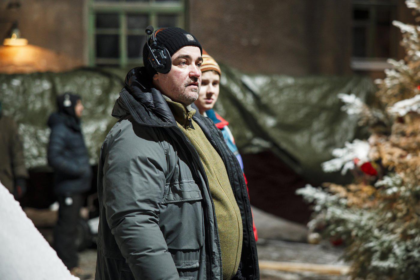 Режисёр Кирилл Кузин на съёмках фильма "Письмо Деду Морозу".