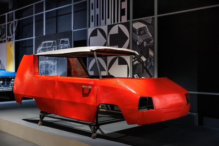 Коллекцию Музея транспорта Москвы пополнил уникальный автомобиль ВНИИТЭ-Макси