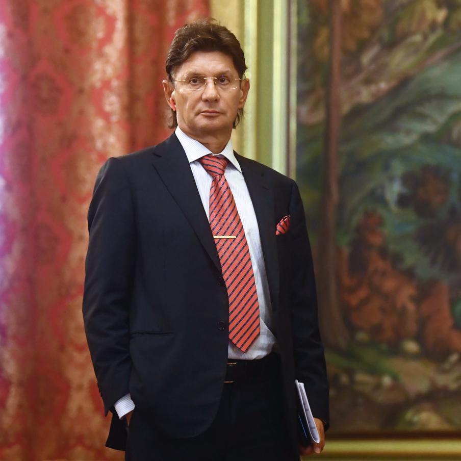 Федун продал около 10% "Лукойла" на $7 млрд в начале 2025 года. Бывший соучредитель "Лукойла" Леонид Федун решил продать свою долю в компании