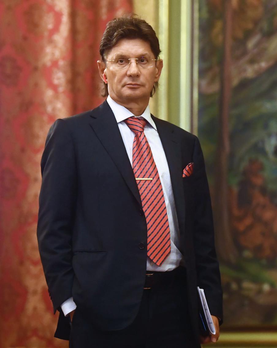 Леонид Федун продал 10% "Лукойла" за 7 млрд долларов