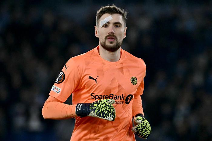 Наш вратарь побил рекорд Акинфеева: как Никита Хайкин играет в Лиге чемпионов