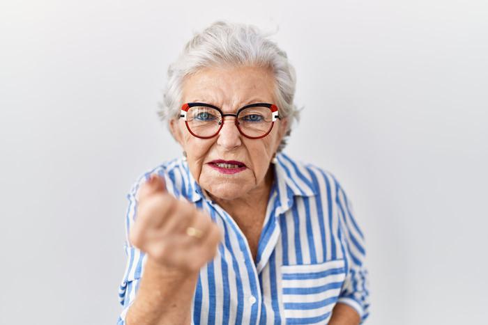 На рынке недвижимости усиливаются риски: "пенсионерские" схемы могут парализовать сделки