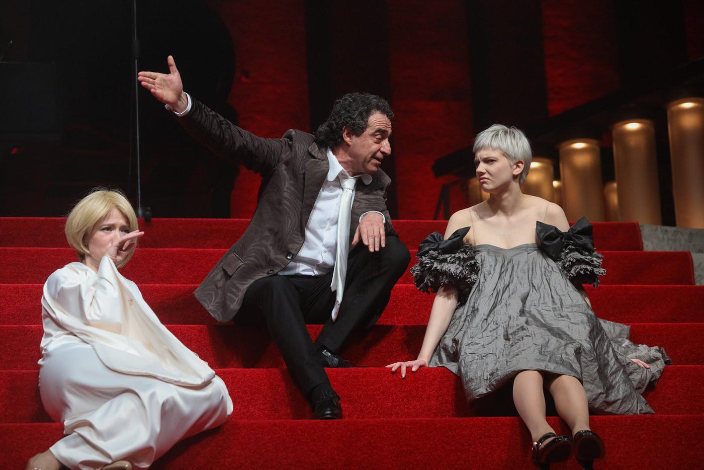 Спектакль "Вишнёвый сад. Комедия".