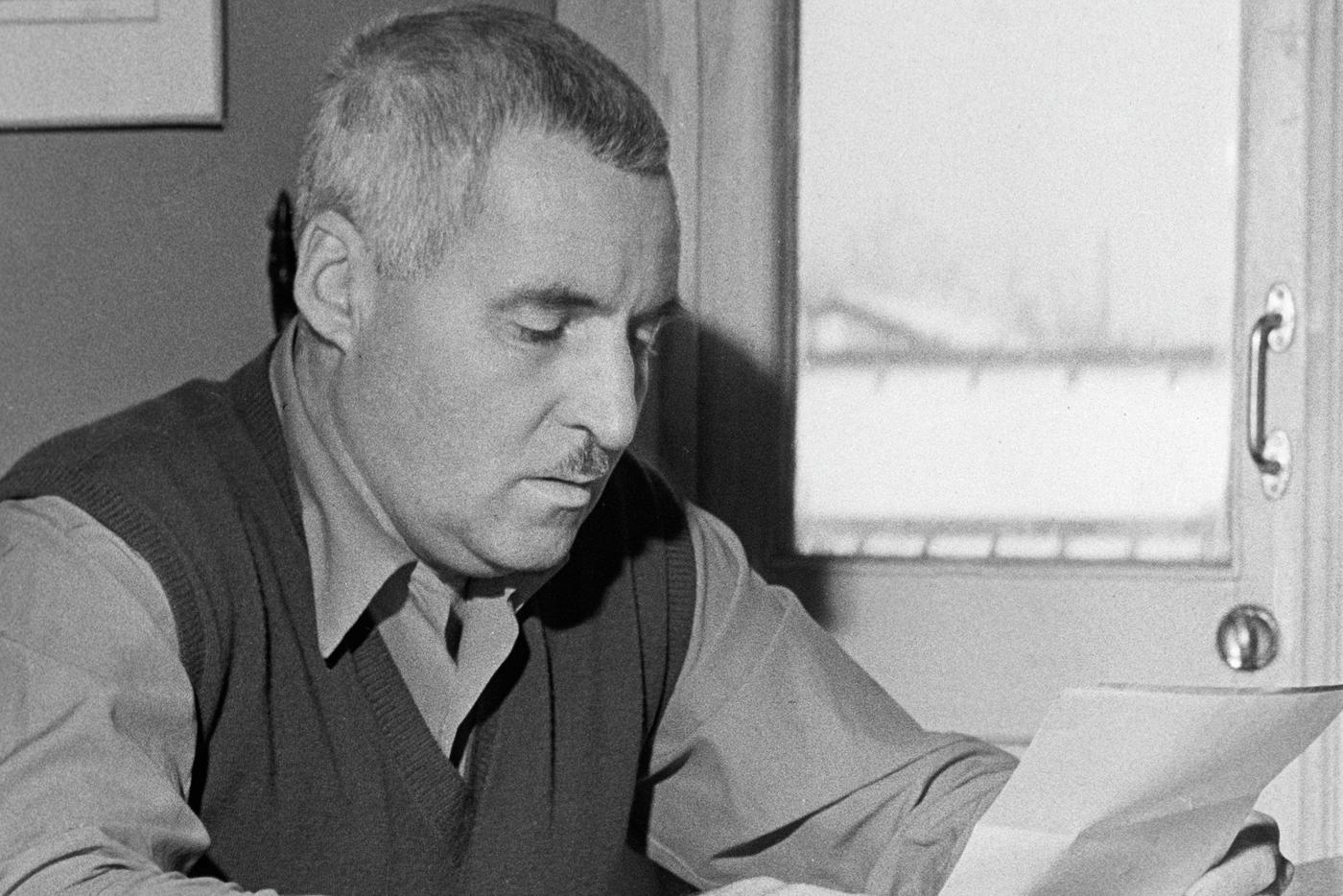 В этот день 110 лет назад родился Константин Симонов