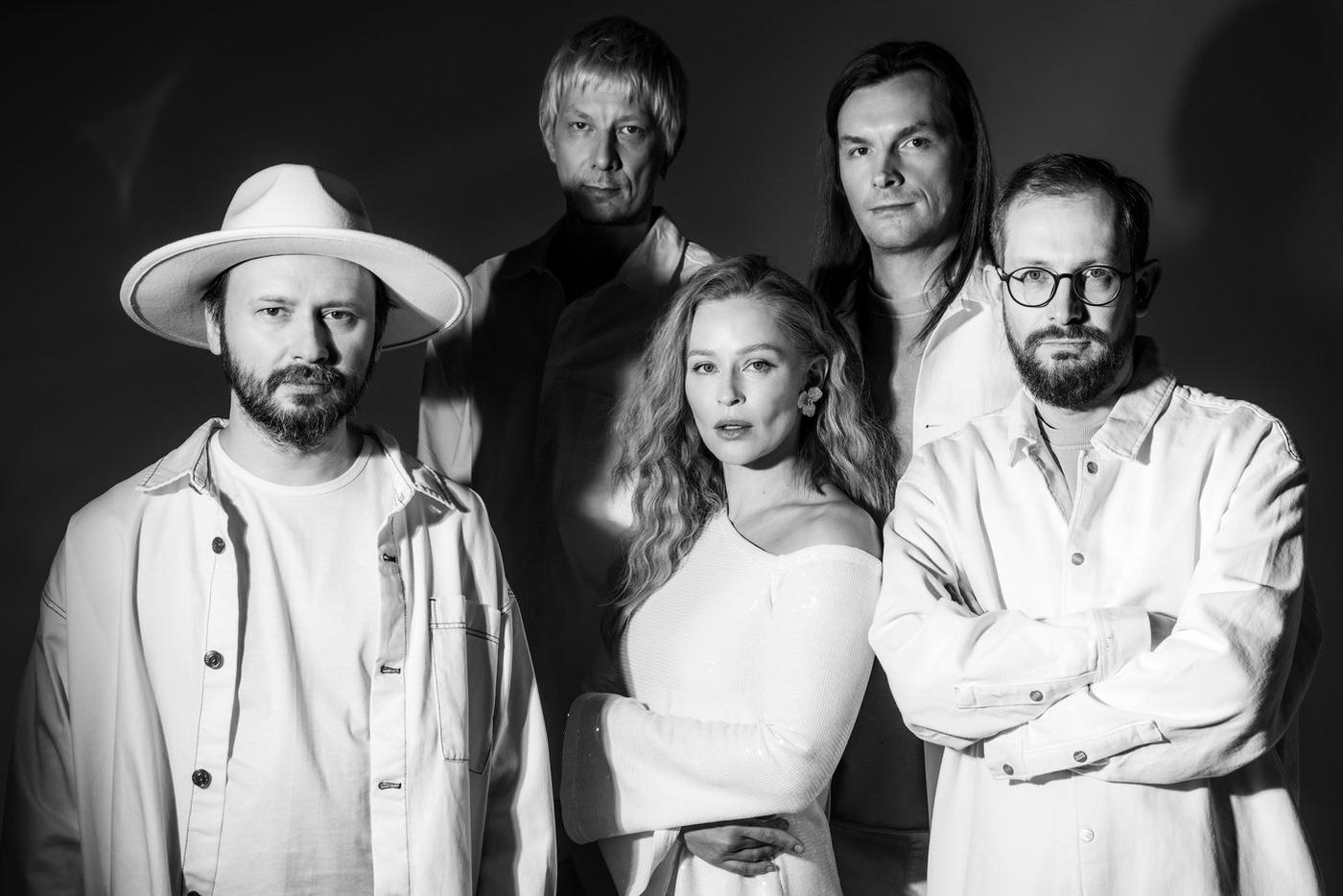 Юлия Пересильд и её группа МАNДРАГОРА.