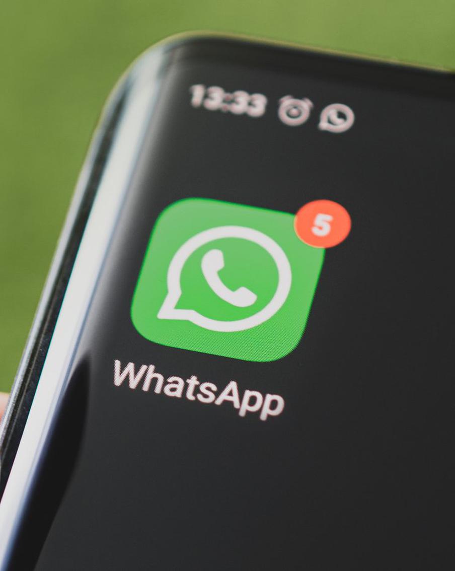 Роскомнадзор сообщил о введении новых ограничений на работу мессенджера Whatsapp